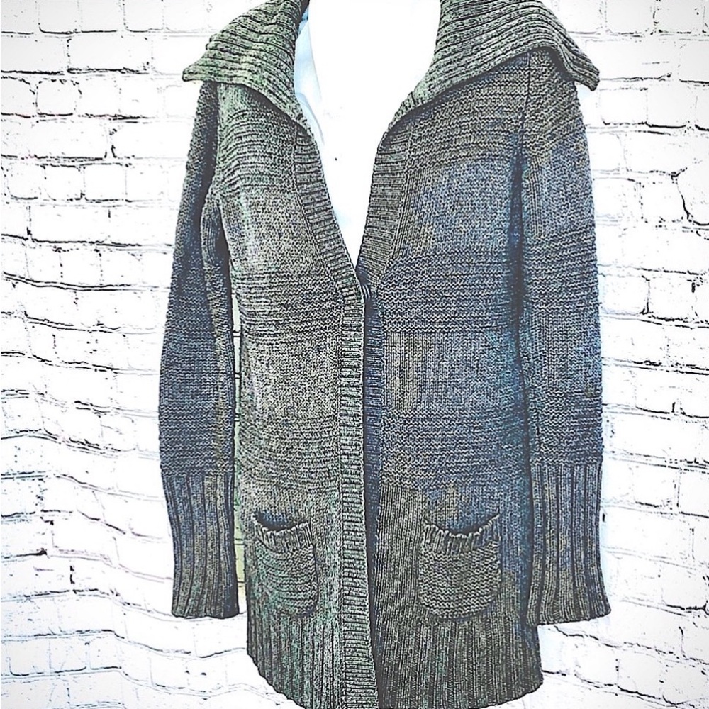 Wool AEO Textured V-Neck Collar Single Button Crocheted Dark Gray Coat